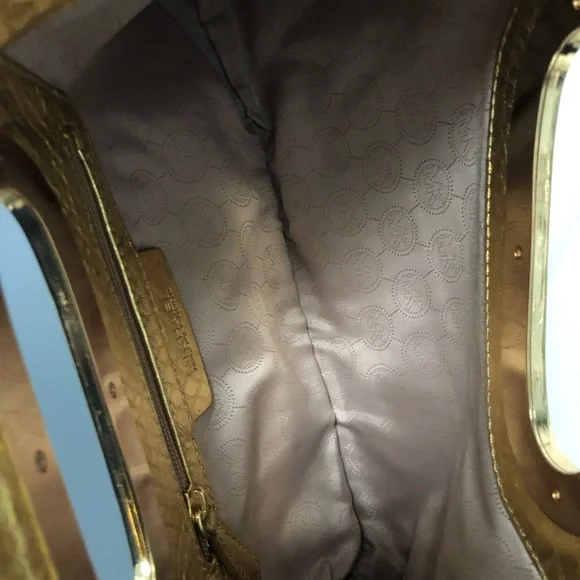 Michael Kors Berkeley Metallic Gold Leather Snakeskin Print Clutch Bag - Picture 12 of 12